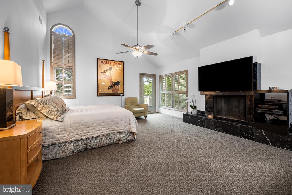3308 REDSPIRE LANE