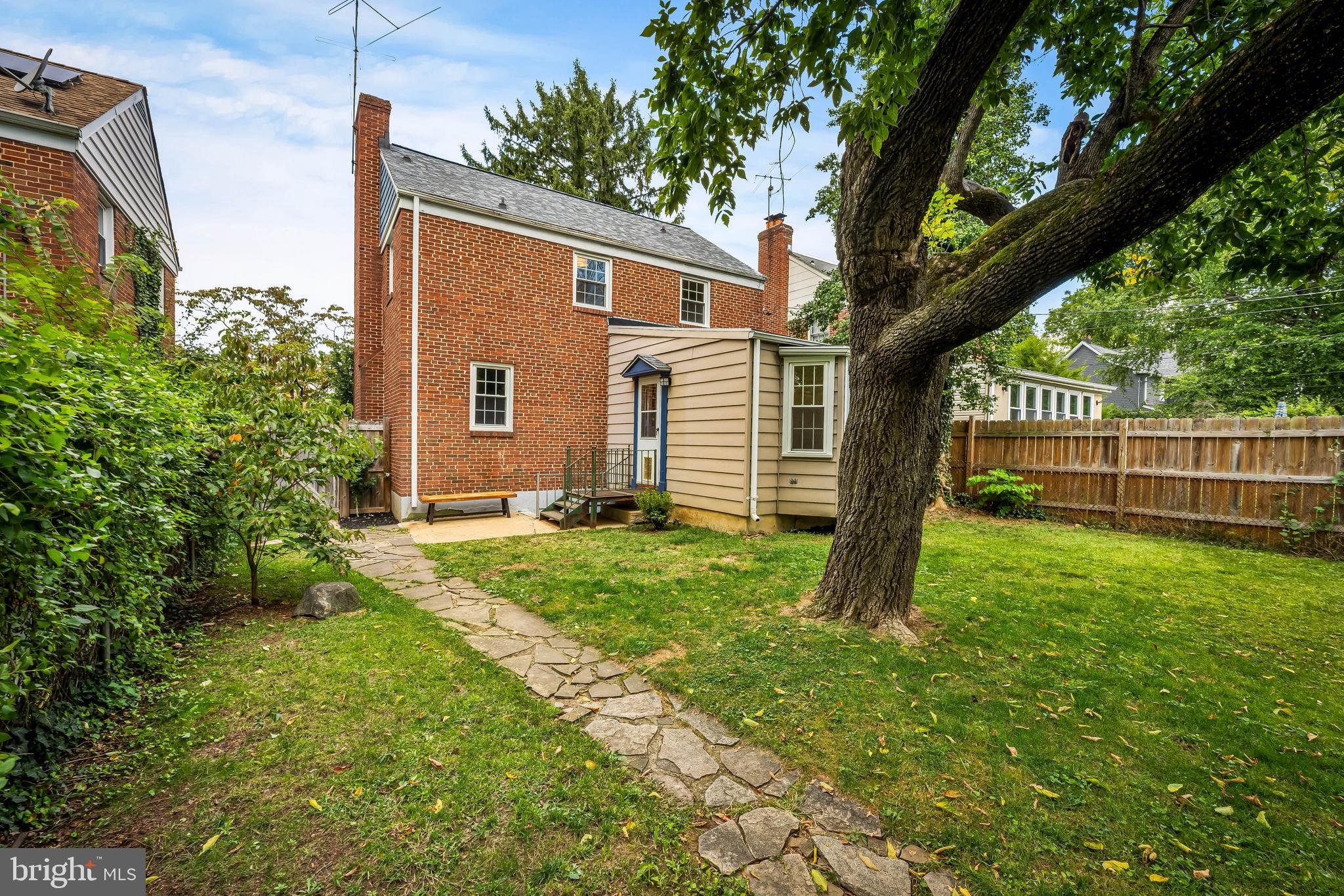 121 BRIGHTSIDE AVENUE