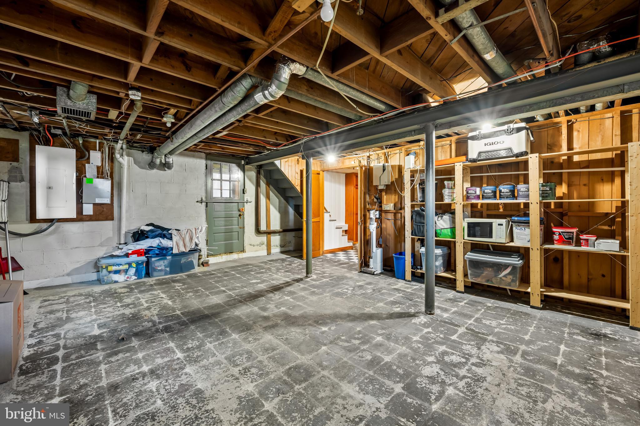 121 BRIGHTSIDE AVENUE