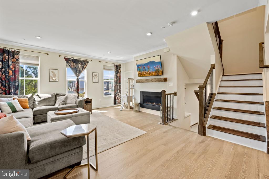 3044 SHAWS ROAD