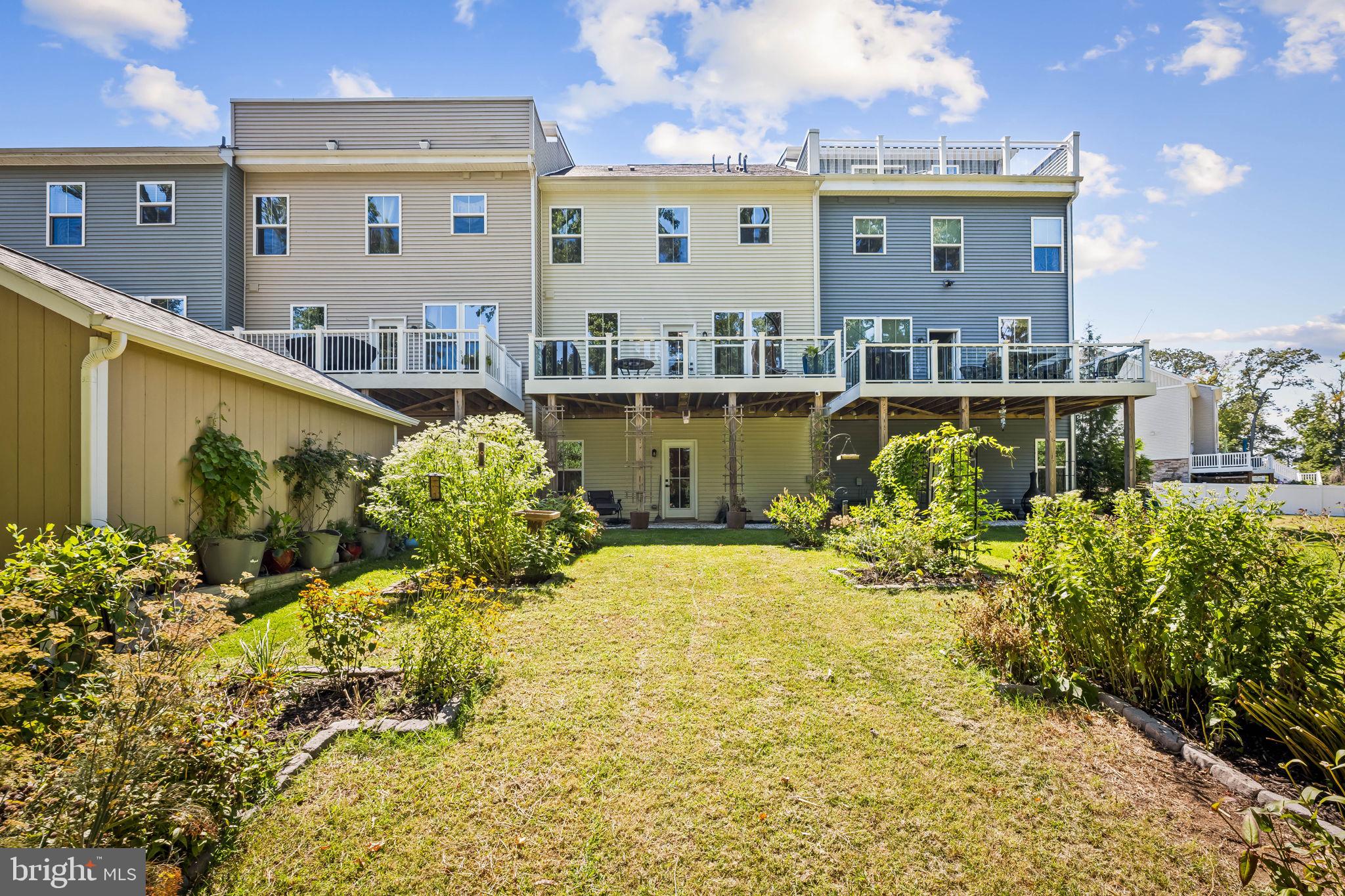 3044 SHAWS ROAD