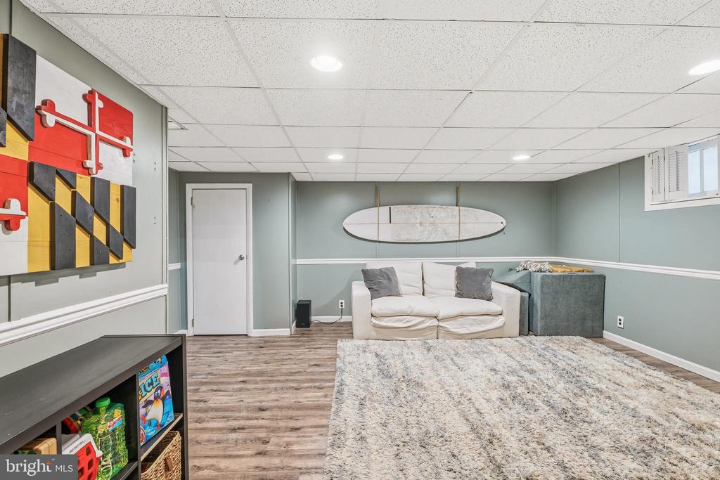 425 RODGERS COURT