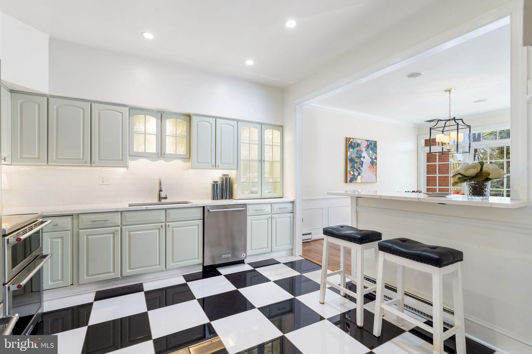 8007 STRAUFF ROAD 16