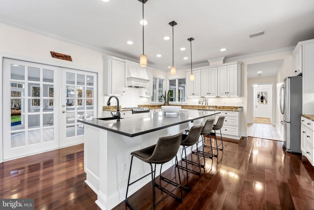 4 QUAIL COVEY COURT