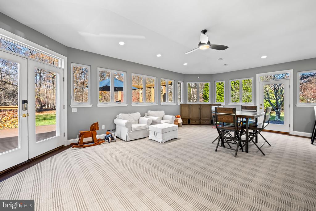 4 QUAIL COVEY COURT