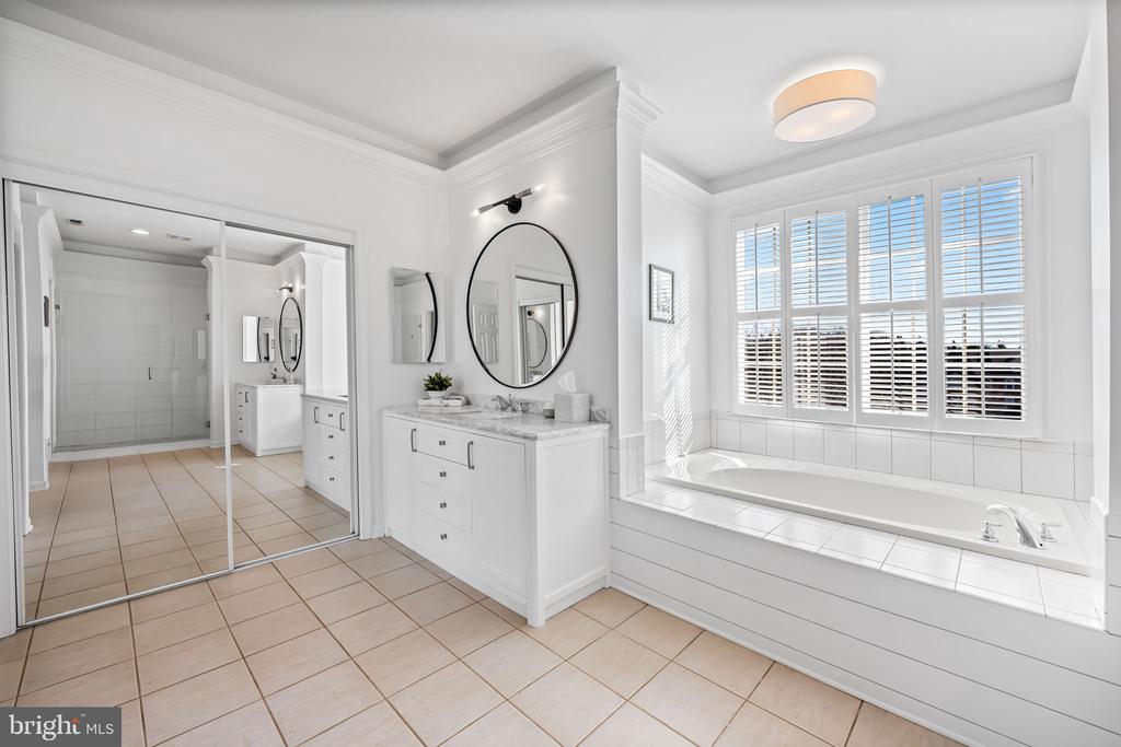 4 QUAIL COVEY COURT