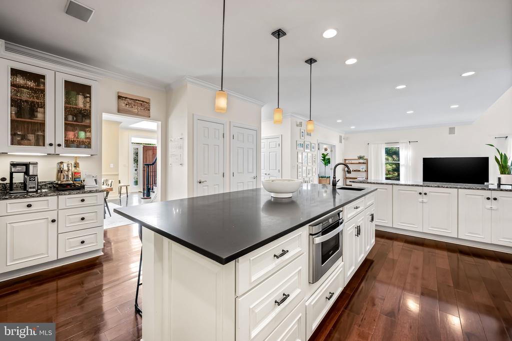 4 QUAIL COVEY COURT