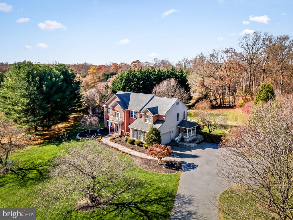 4 QUAIL COVEY COURT