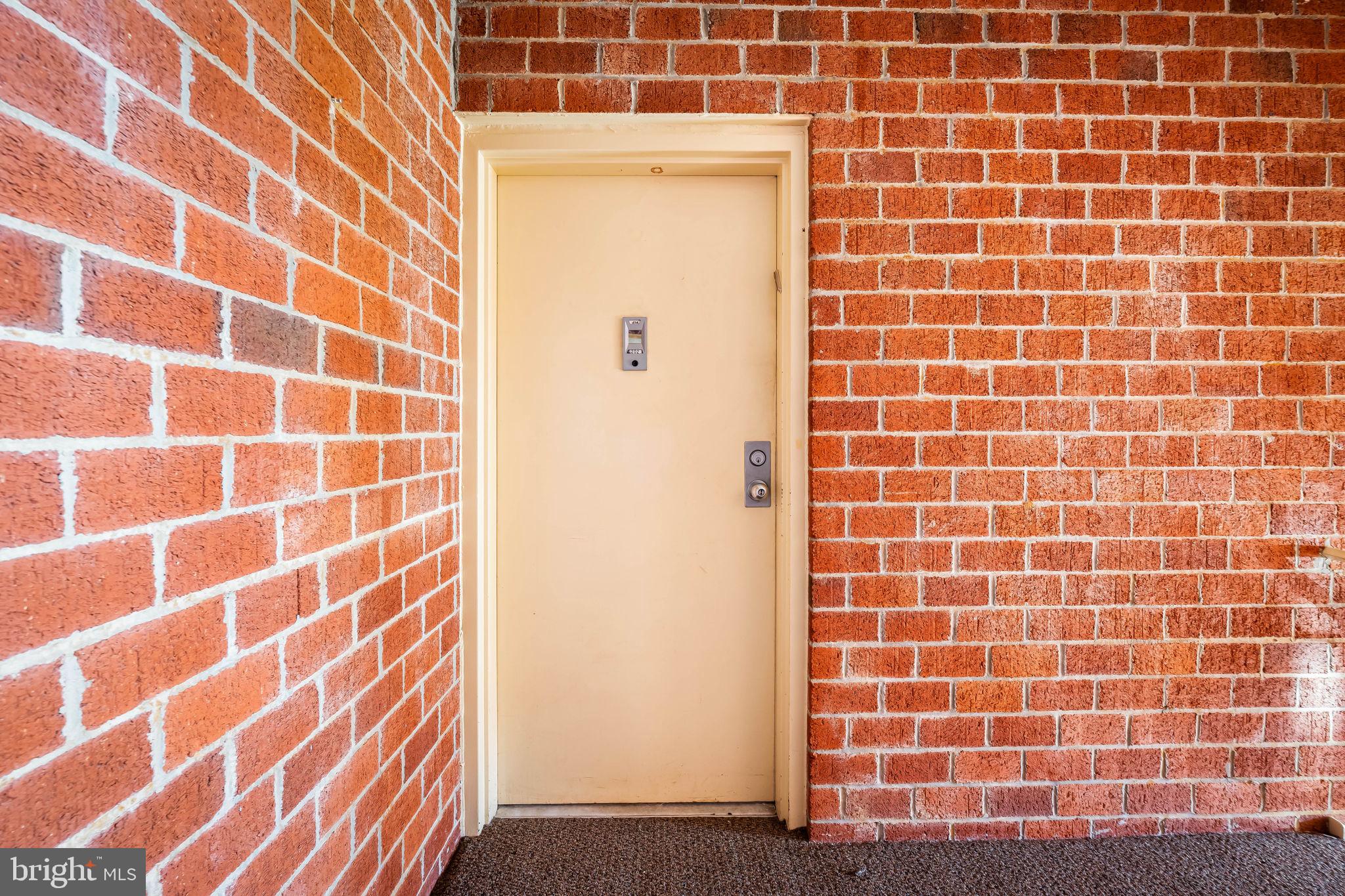 6 BELMULLET COURT 202