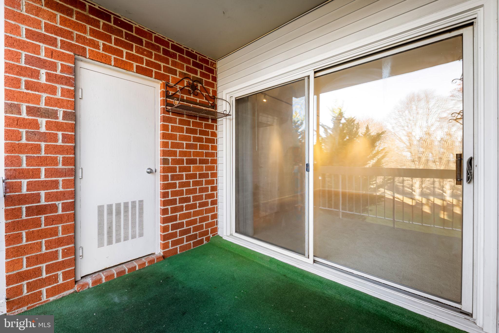 6 BELMULLET COURT 202