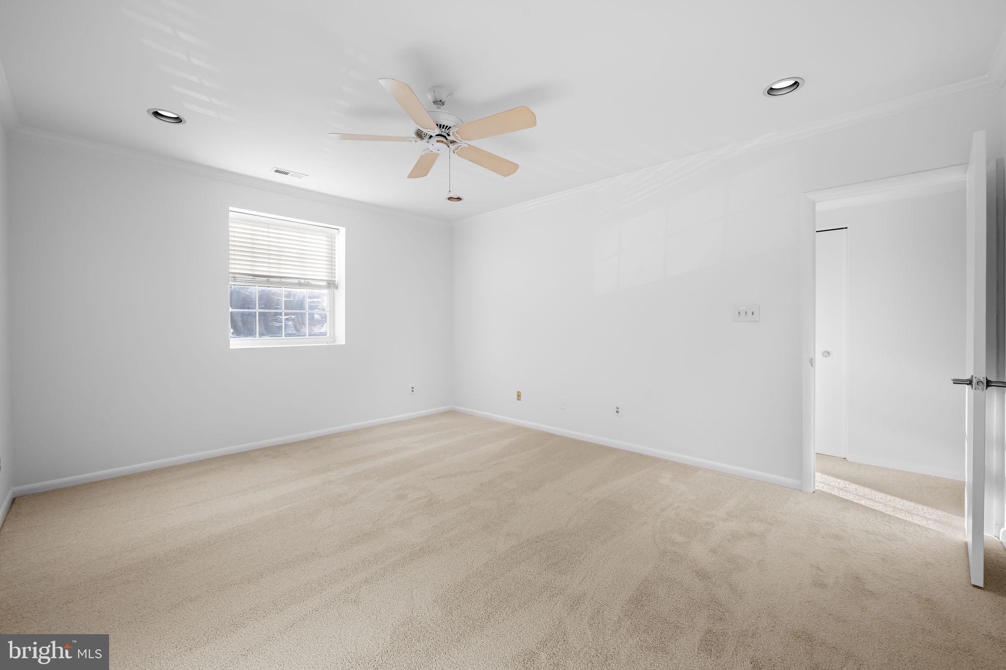 6 BELMULLET COURT 202