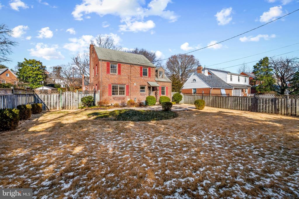 517 WORCESTER ROAD