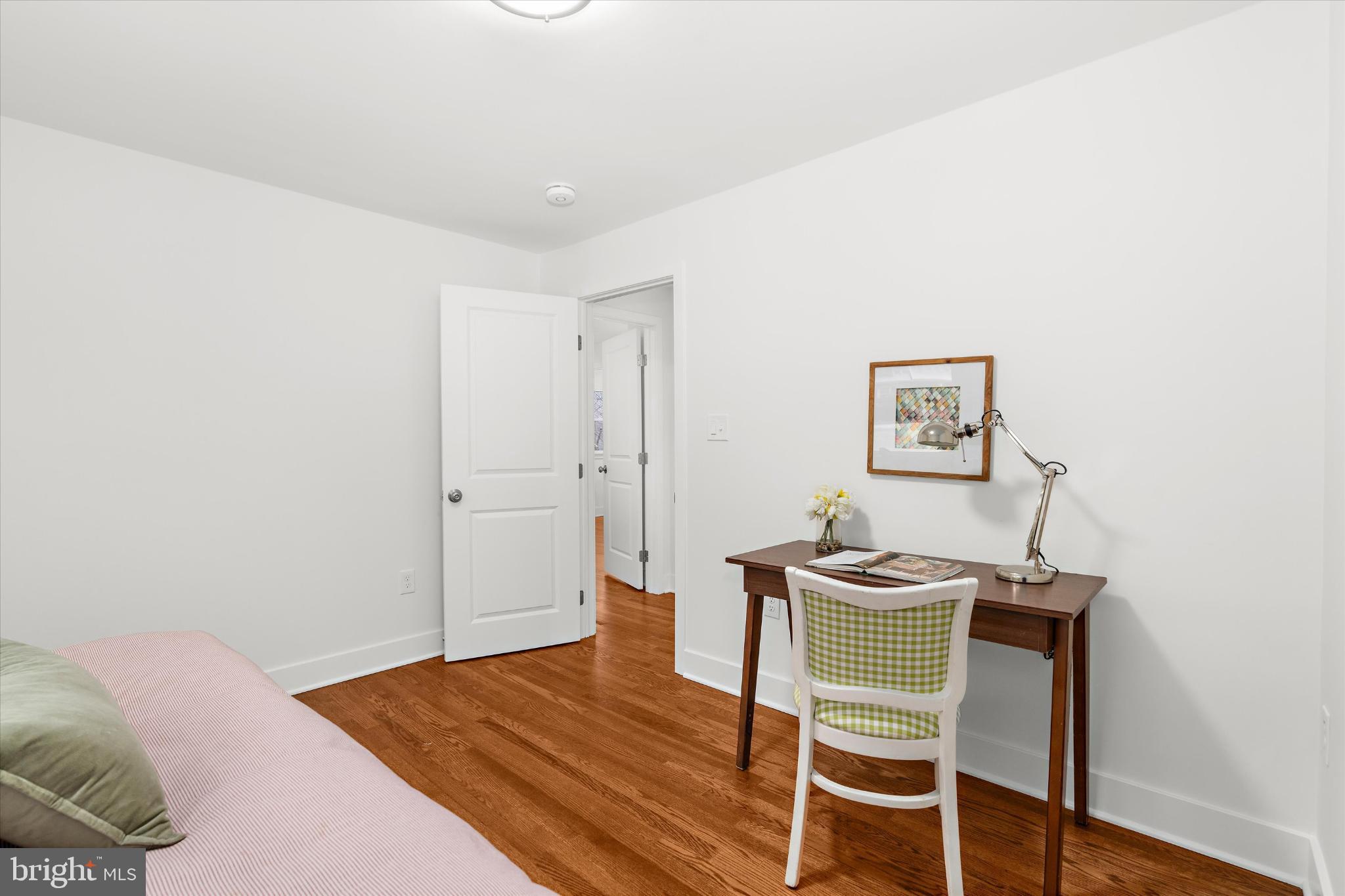 901 DOGWOOD HILL COURT