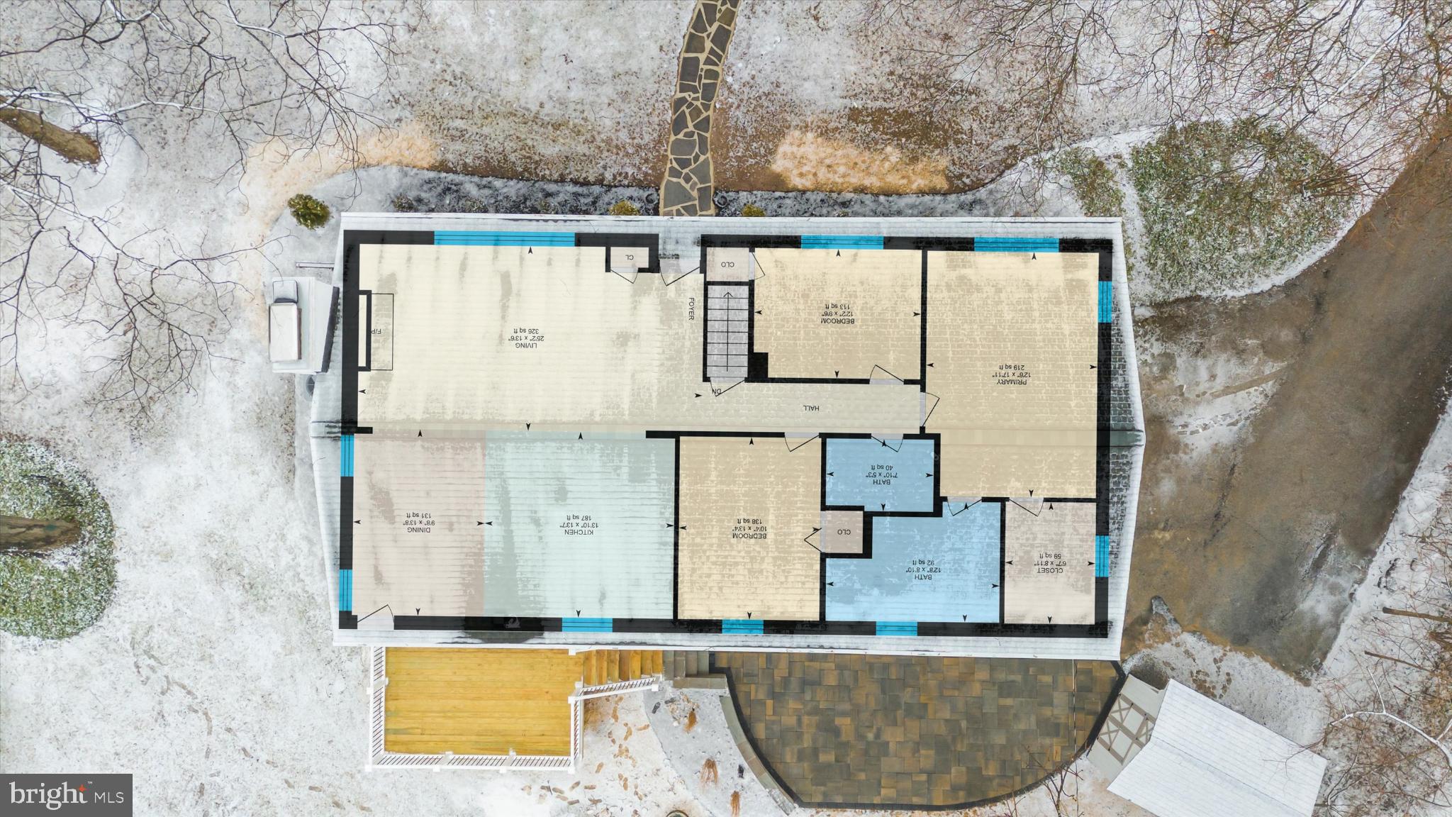 901 DOGWOOD HILL COURT