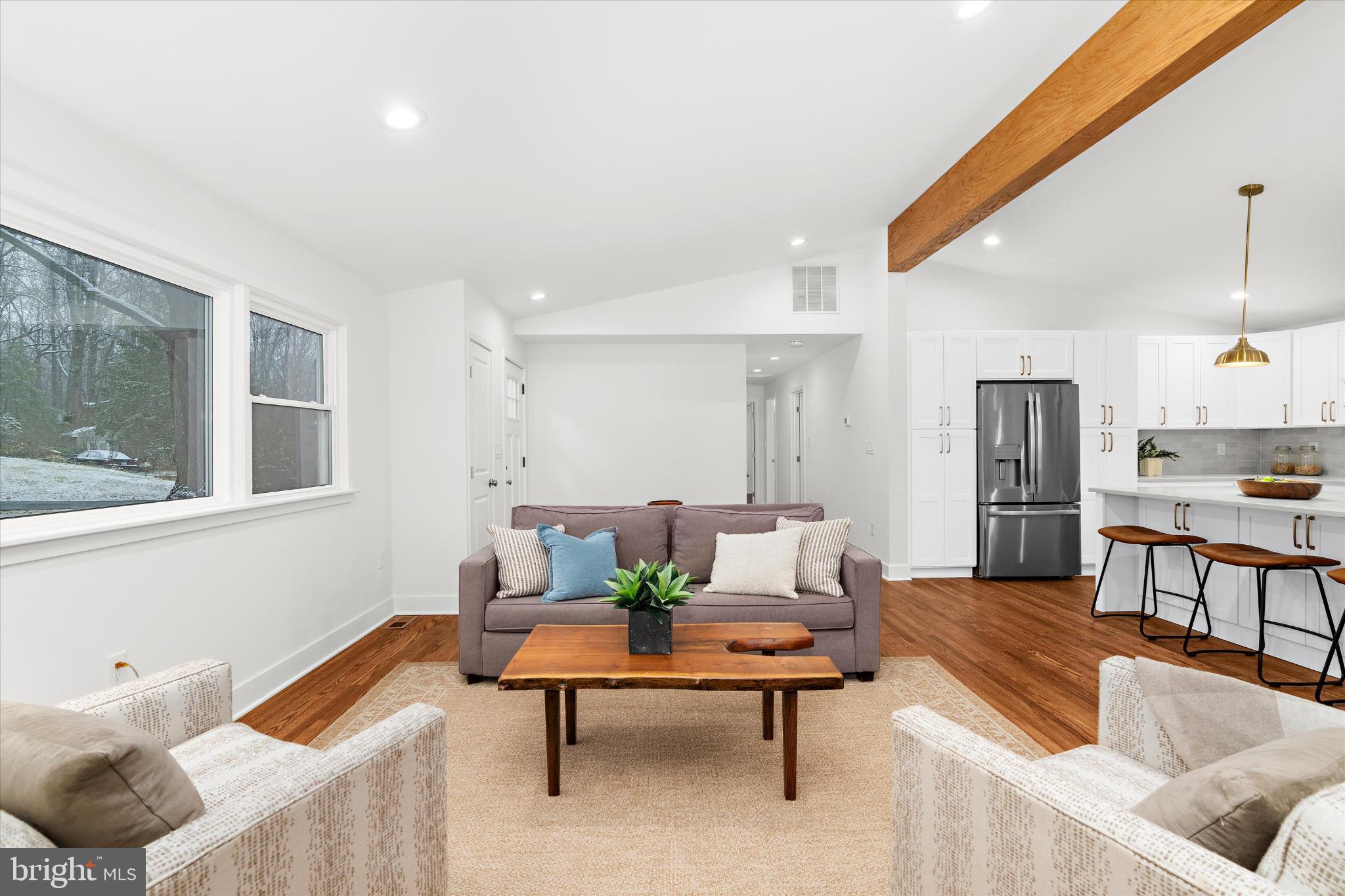 901 DOGWOOD HILL COURT