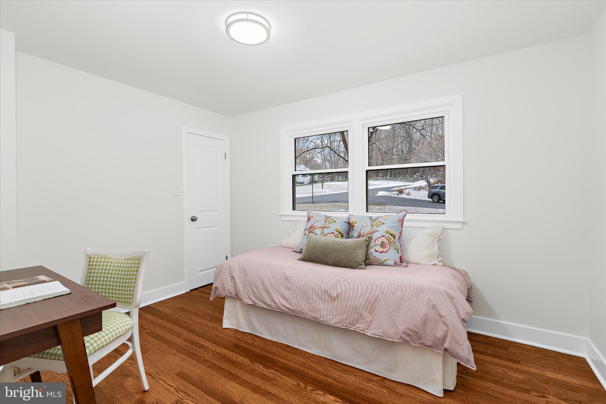 901 DOGWOOD HILL COURT