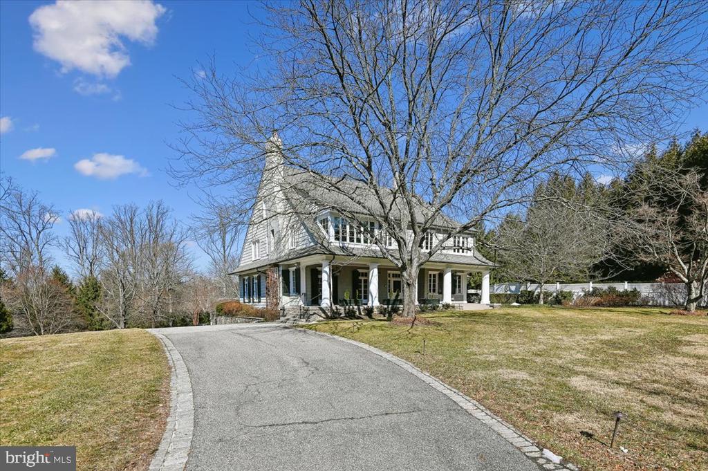 922 ROLANDVUE ROAD