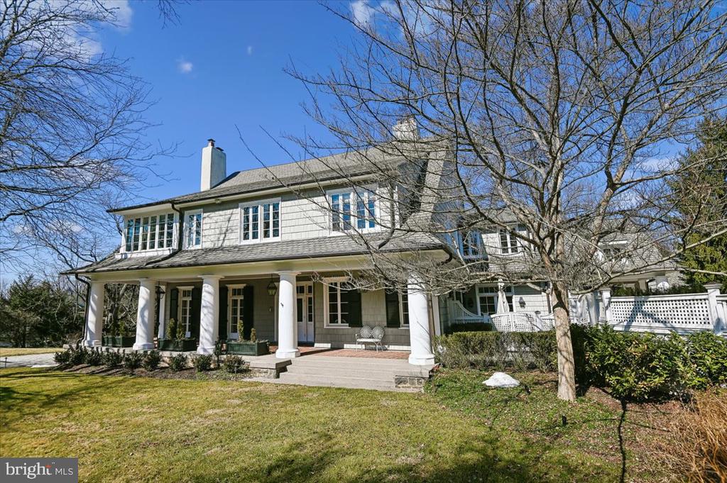 922 ROLANDVUE ROAD