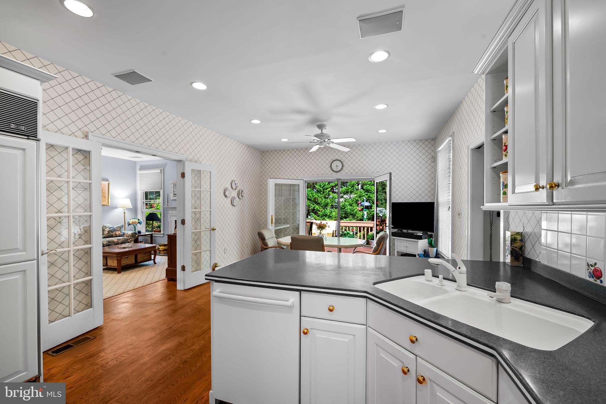 12 DEMBEIGH HILL CIRCLE