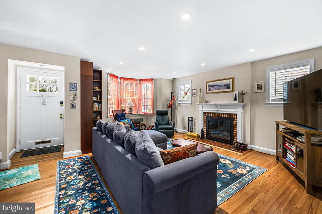 6447 BLENHEIM ROAD