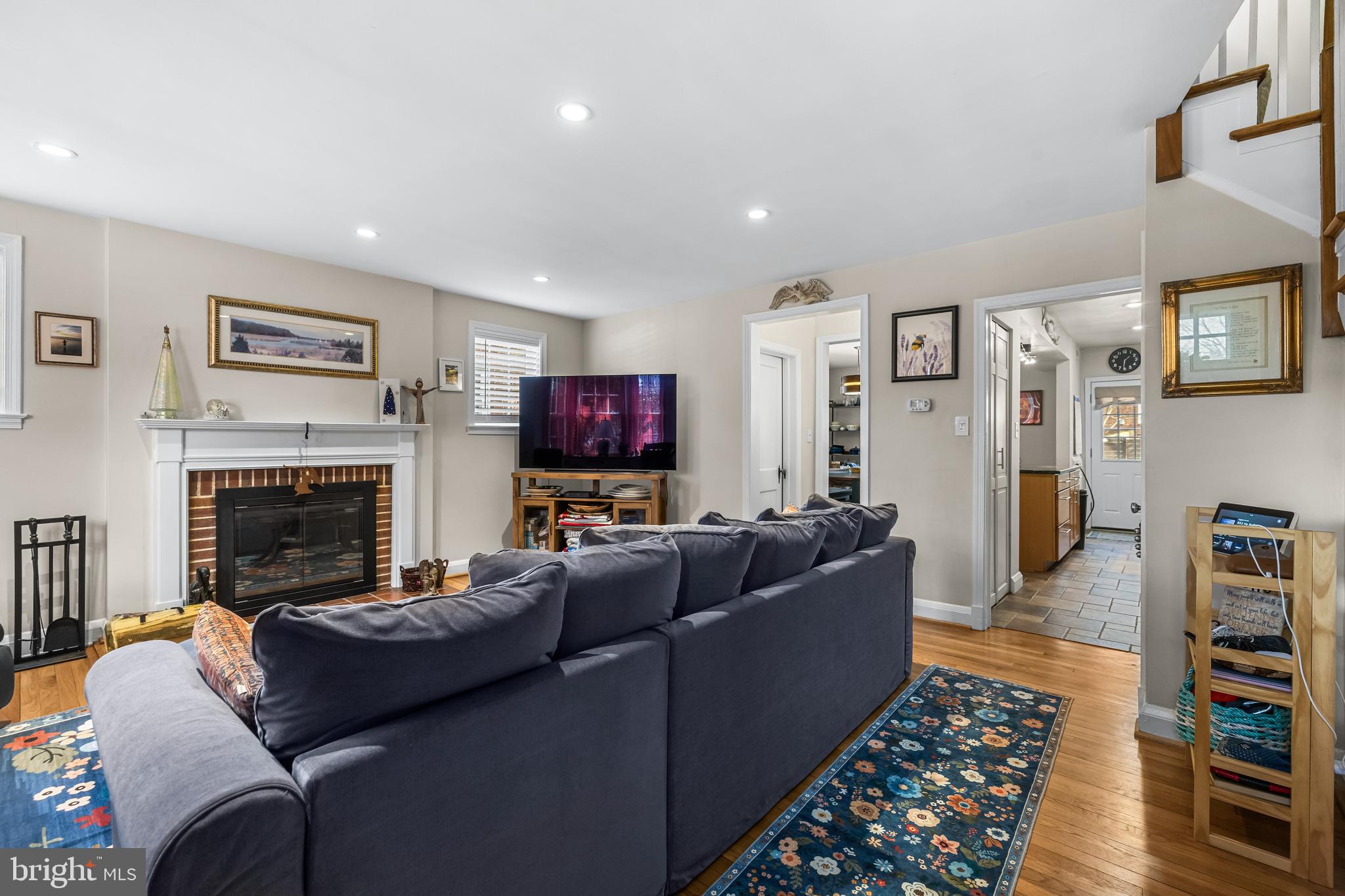6447 BLENHEIM ROAD