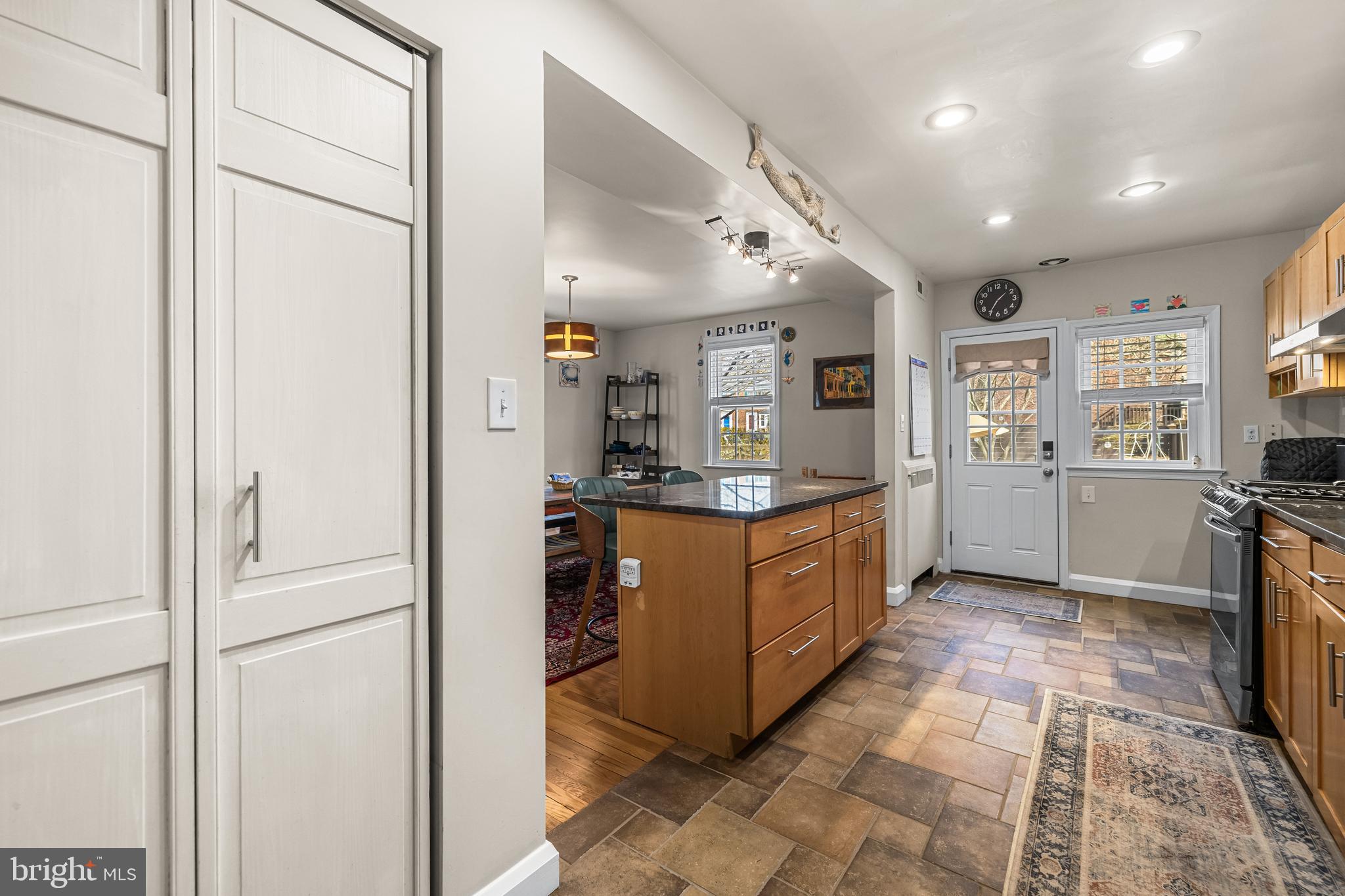 6447 BLENHEIM ROAD