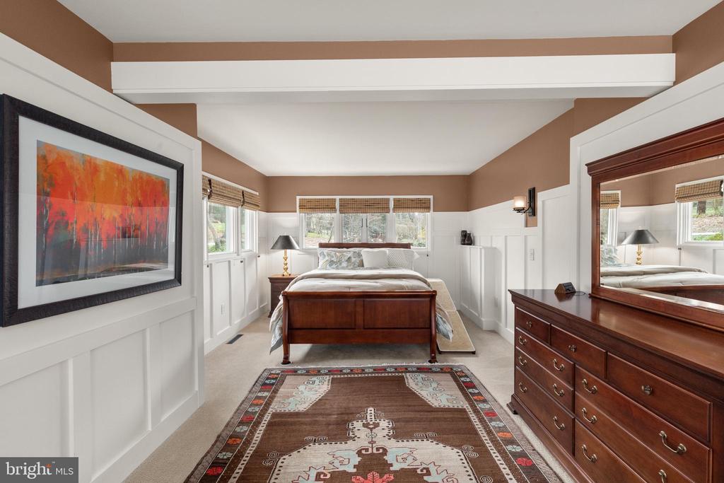 1403 ELLENGLEN ROAD