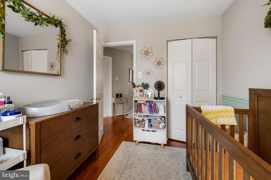 3964 FOREST VALLEY