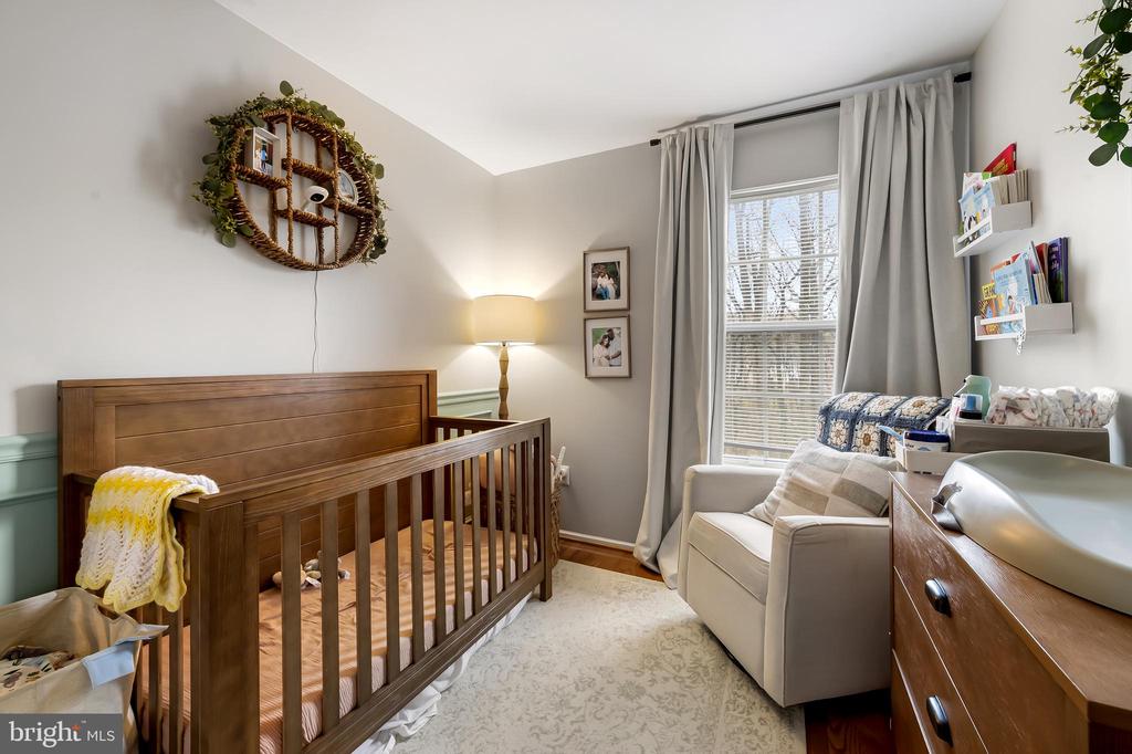 3964 FOREST VALLEY