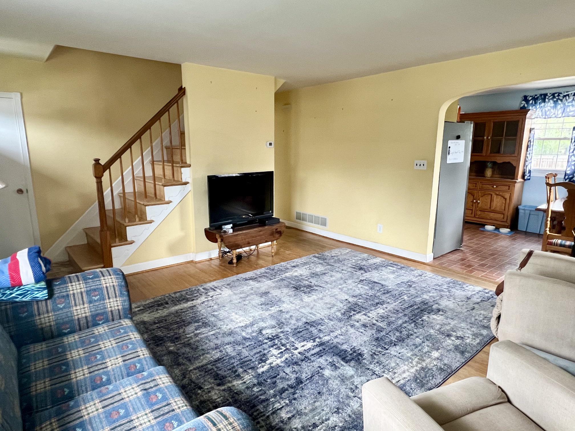 8203 BOMAN COURT