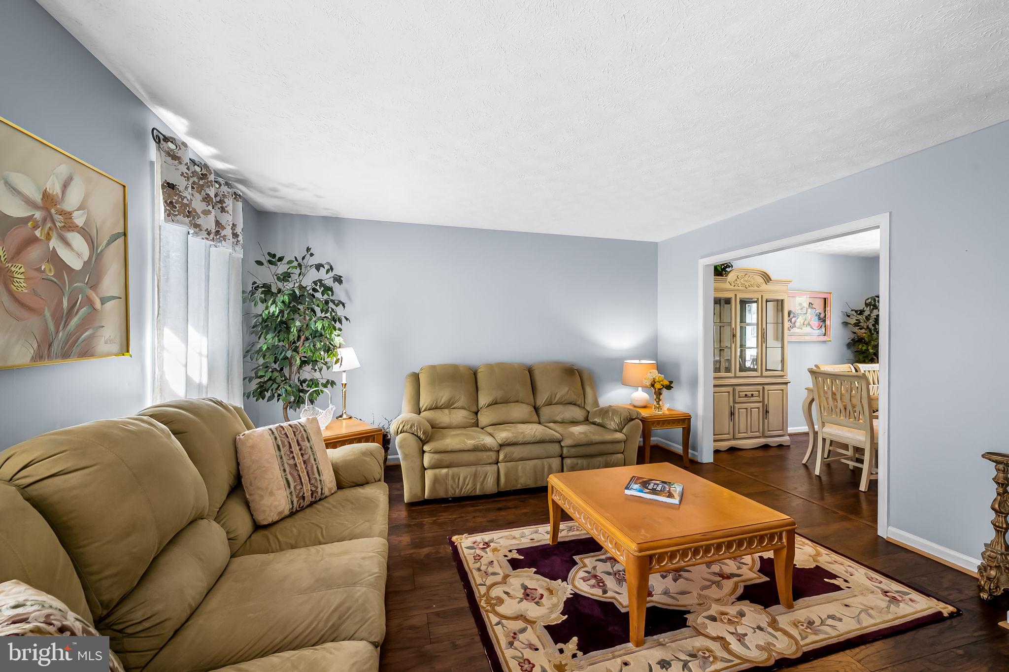 422 DOE MEADOW DRIVE