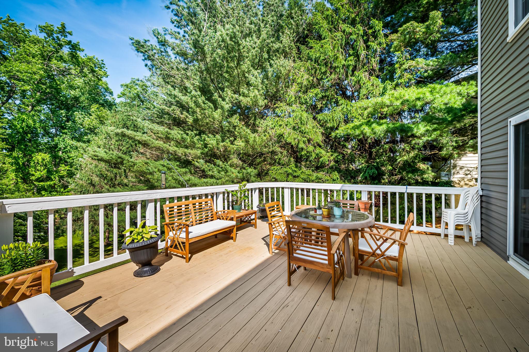 422 DOE MEADOW DRIVE