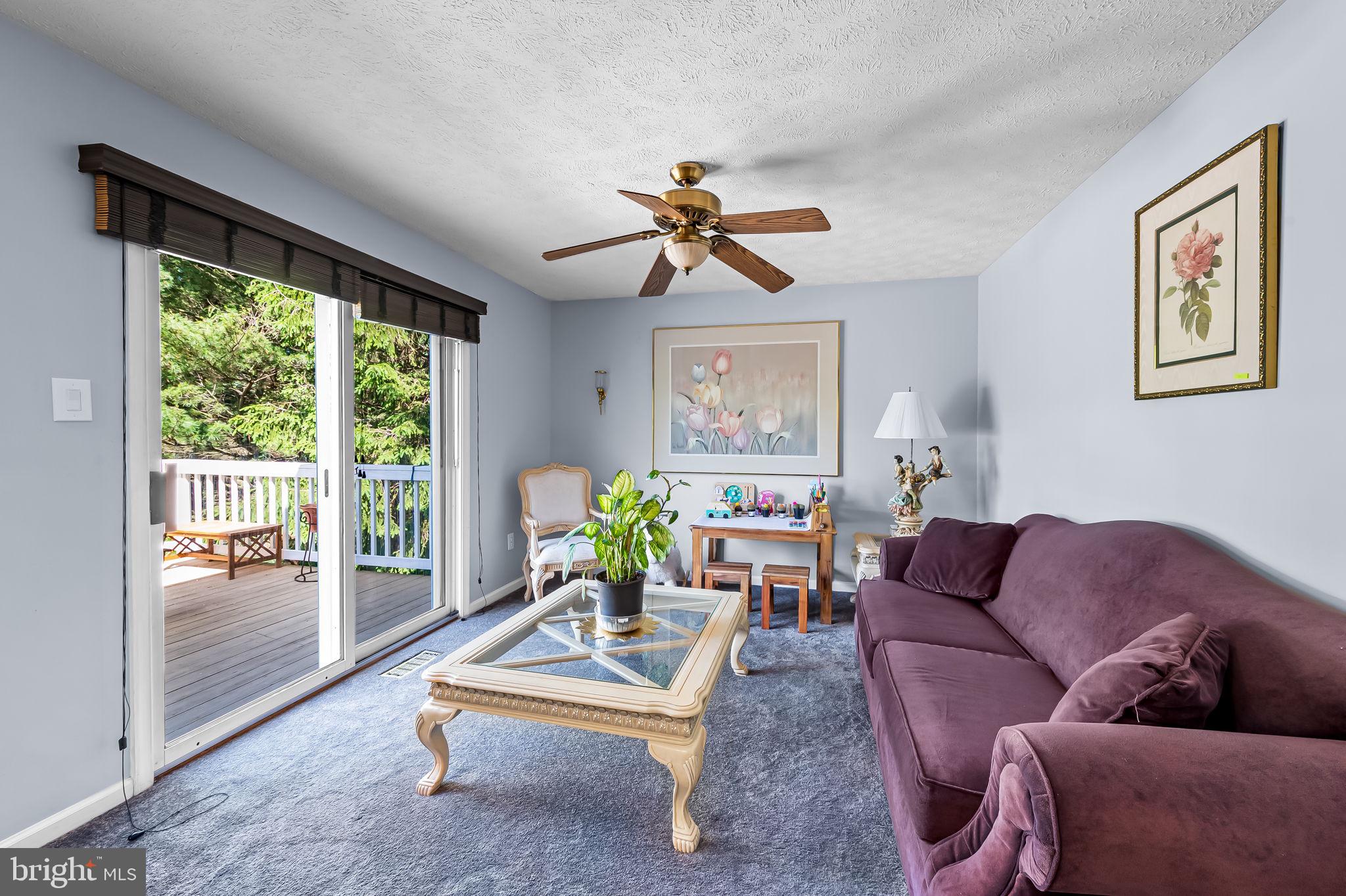 422 DOE MEADOW DRIVE