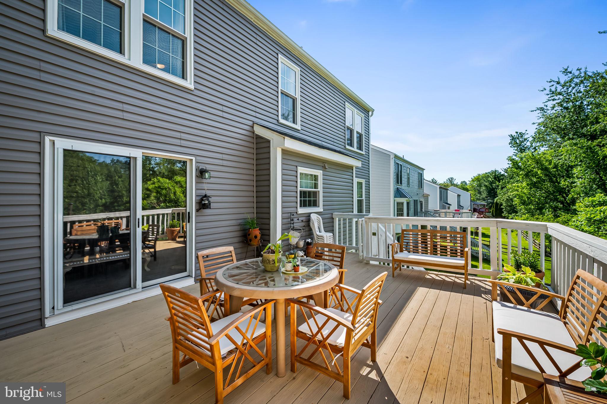 422 DOE MEADOW DRIVE