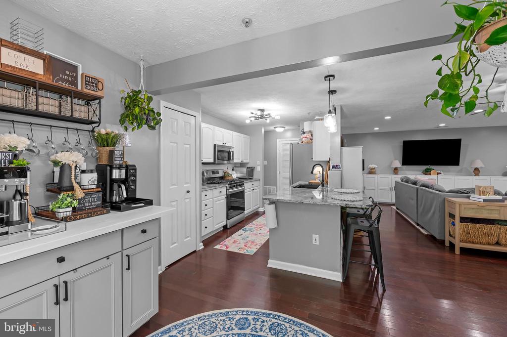 4713 SHELLBARK ROAD 4713