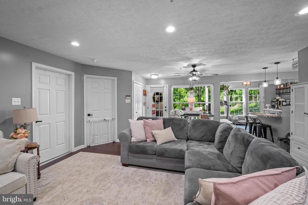 4713 SHELLBARK ROAD 4713