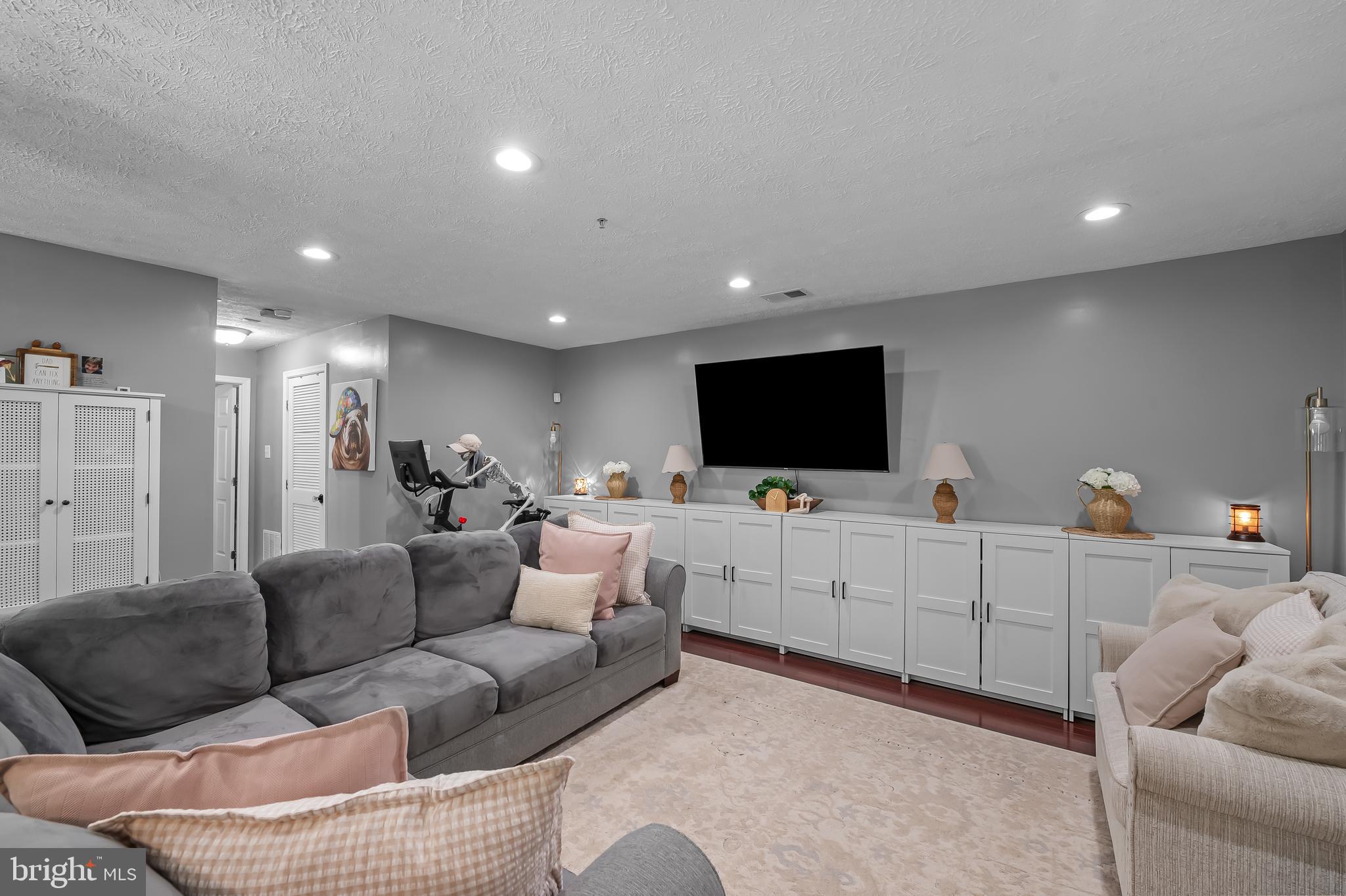 4713 SHELLBARK ROAD 4713