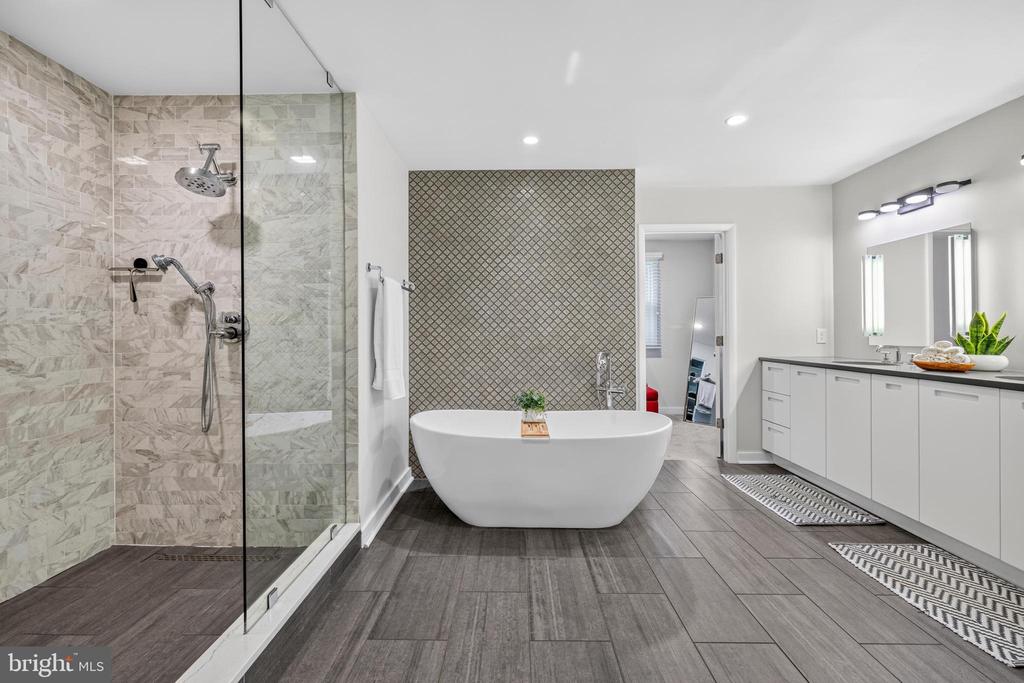 115 SWANHILL COURT