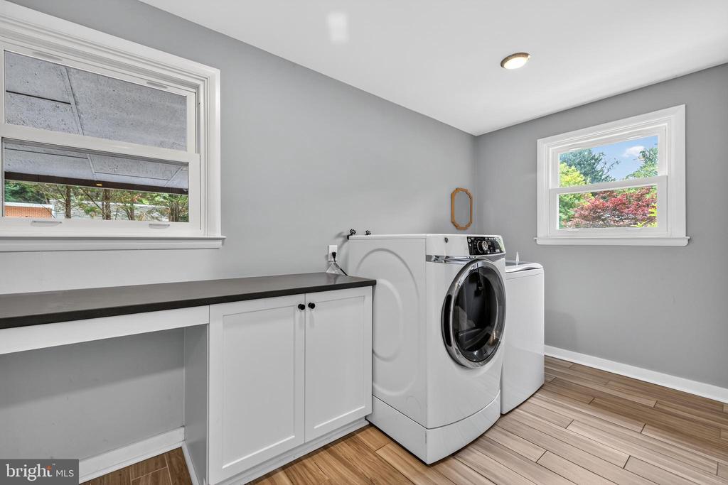 115 SWANHILL COURT