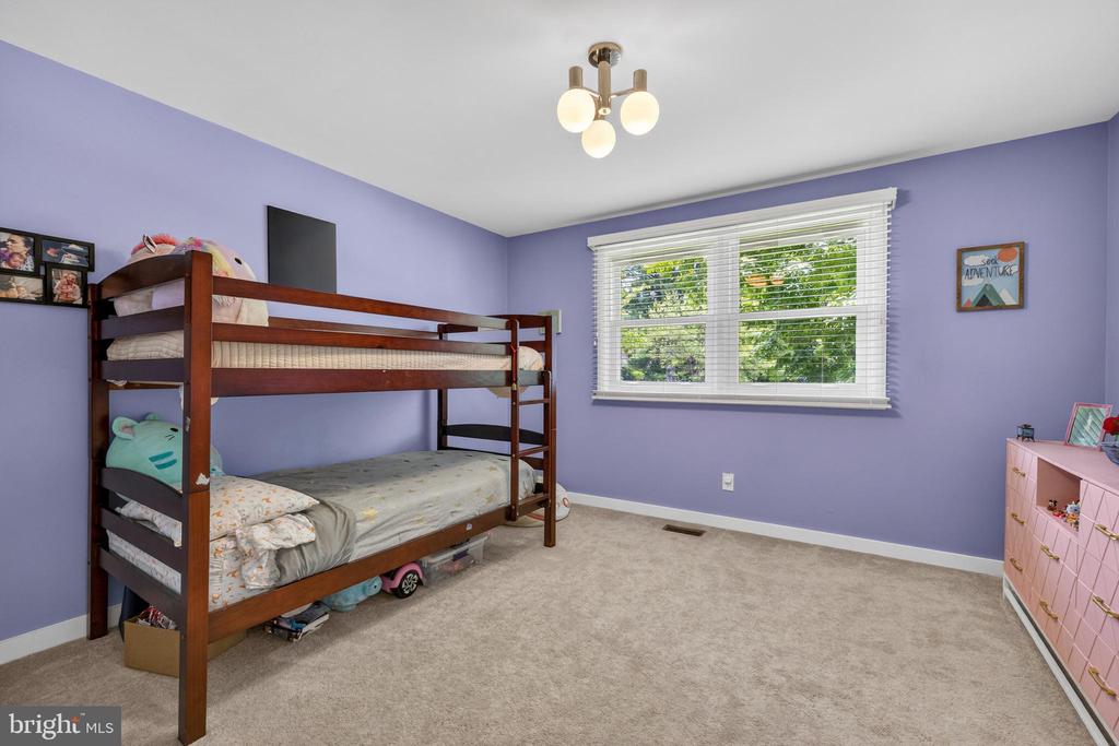 115 SWANHILL COURT