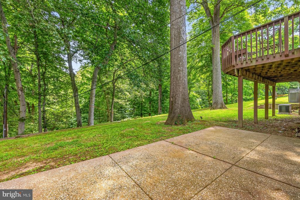 115 SWANHILL COURT