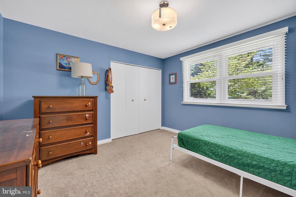 115 SWANHILL COURT