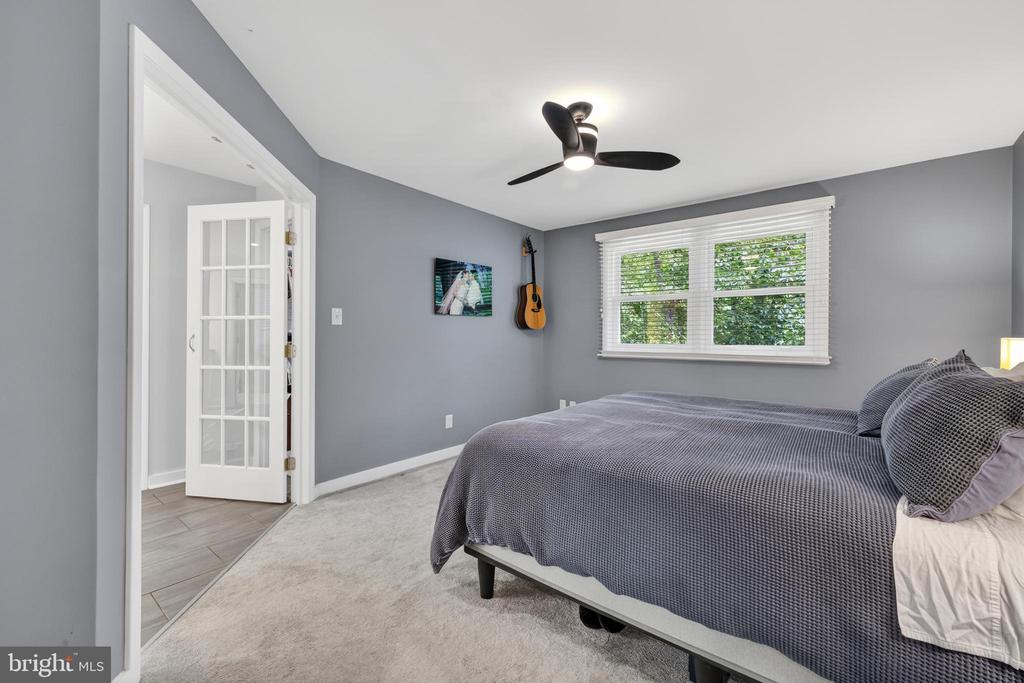 115 SWANHILL COURT