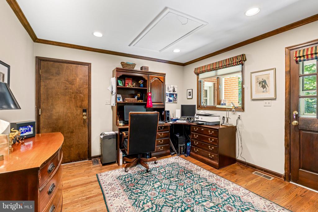 4 BRICKFORD LANE
