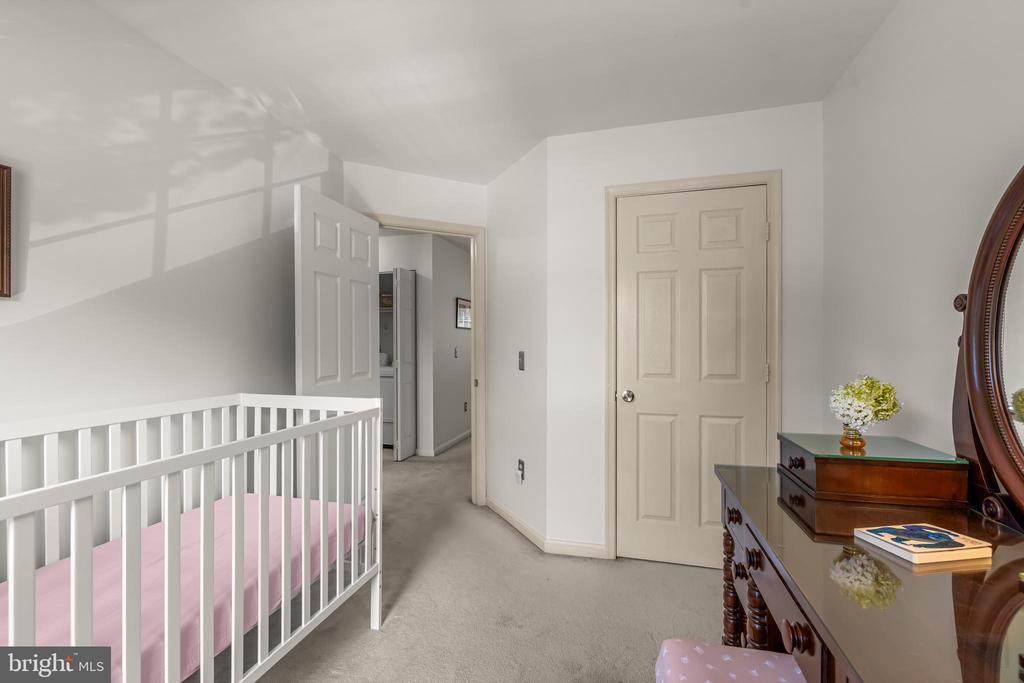 625 LAVENHAM COURT