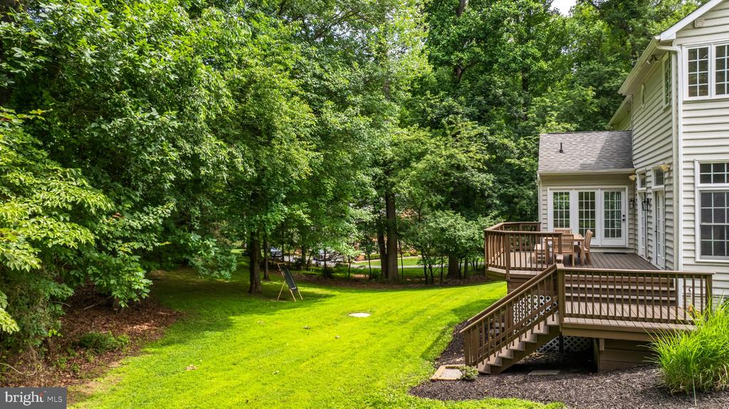4 FALLING WATER COURT
