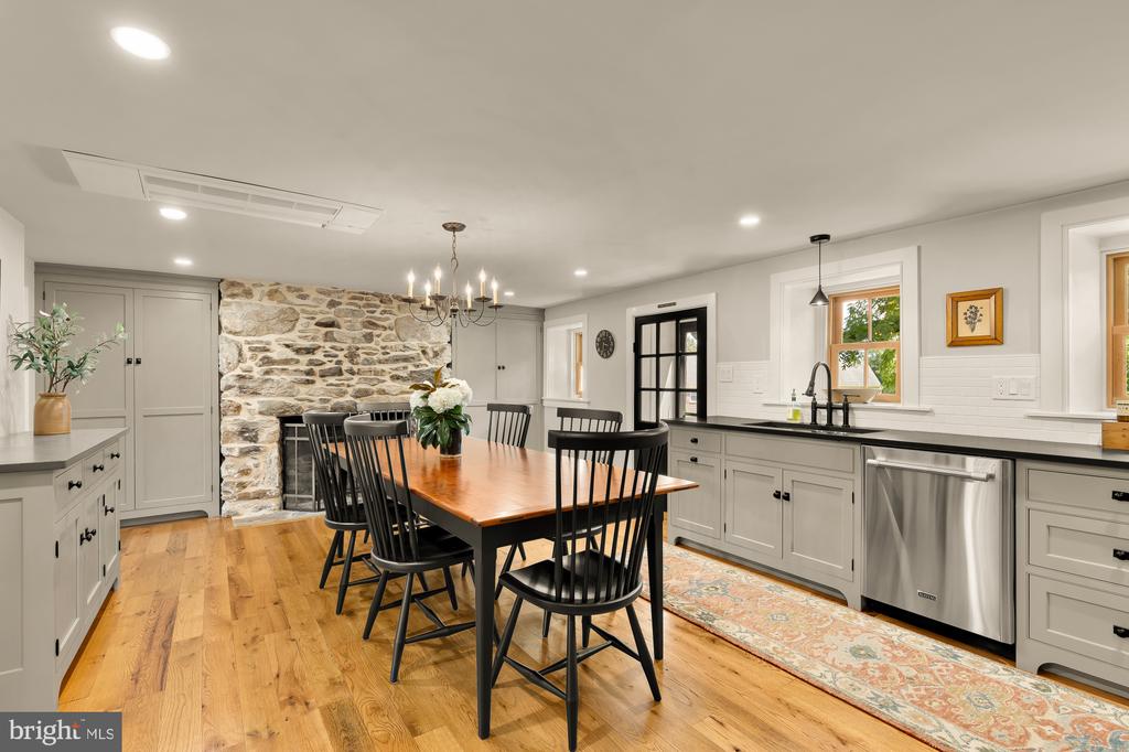 1102 DULANEY GATE CIRCLE