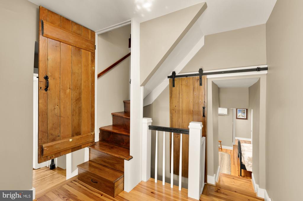 1102 DULANEY GATE CIRCLE