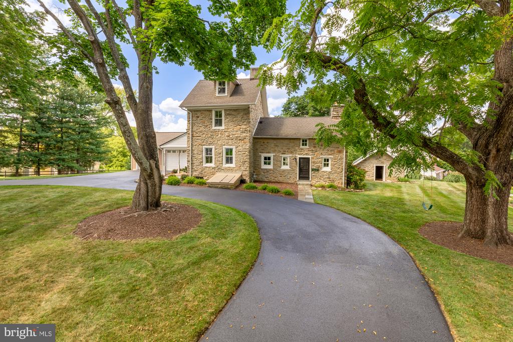 1102 DULANEY GATE CIRCLE