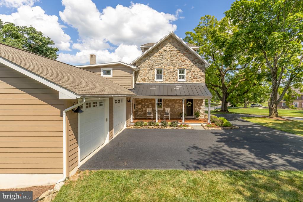 1102 DULANEY GATE CIRCLE